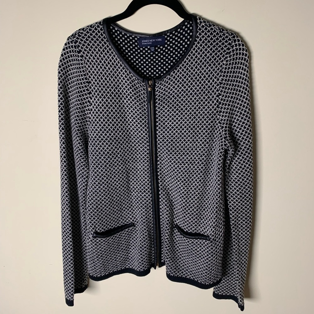 Jones New York Signature Black and White Sweater Small